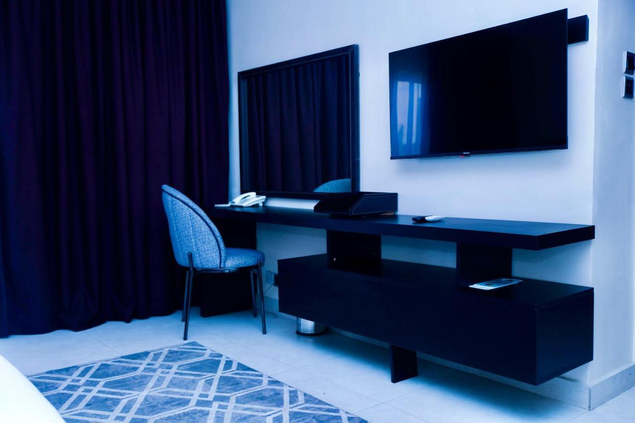 Summerset Continental Hotel Gana Mobushipe エクステリア 写真