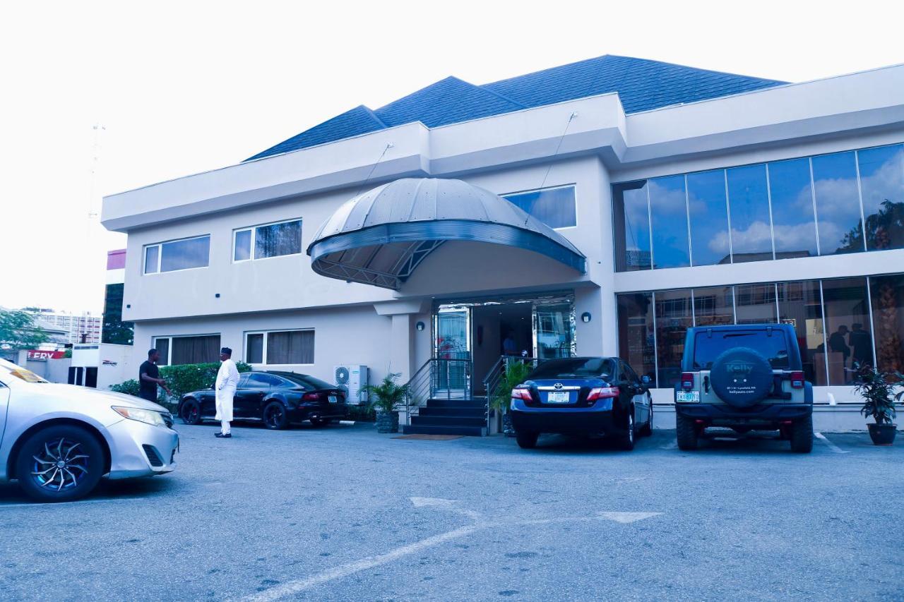 Summerset Continental Hotel Gana Mobushipe エクステリア 写真