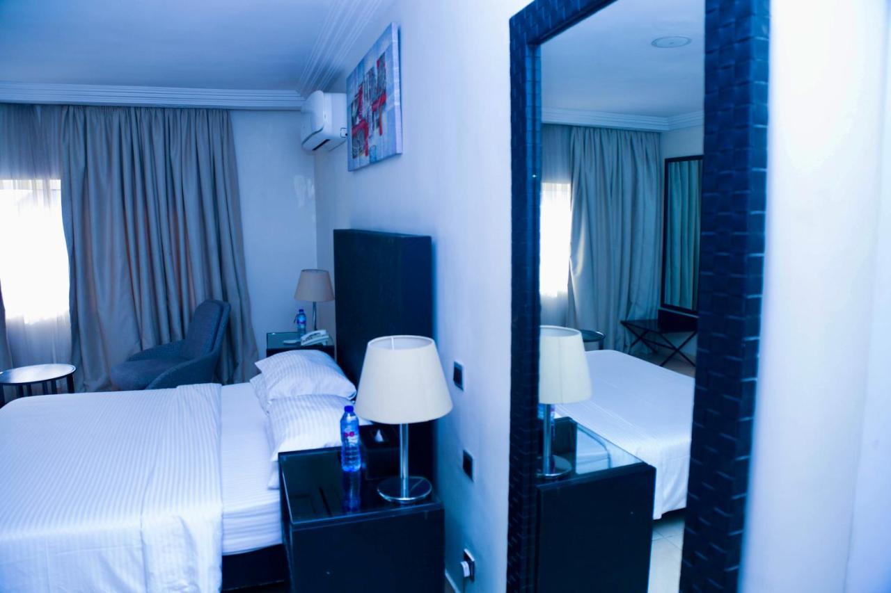 Summerset Continental Hotel Gana Mobushipe エクステリア 写真