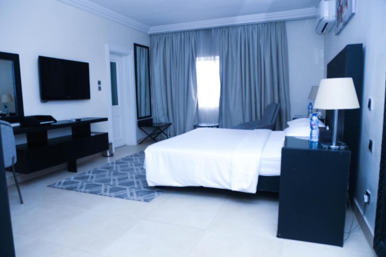 Summerset Continental Hotel Gana Mobushipe エクステリア 写真