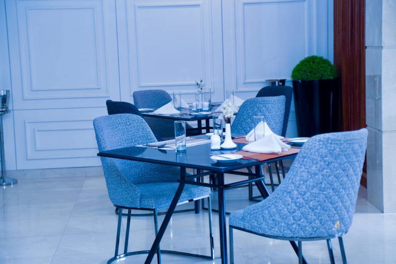 Summerset Continental Hotel Gana Mobushipe エクステリア 写真